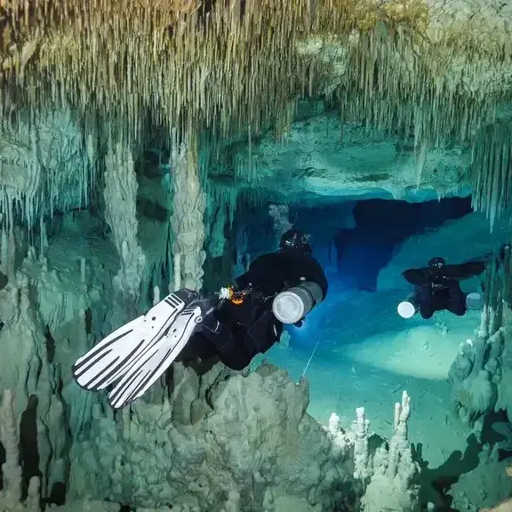 TDI Cavern intro to cave training package cenotes mexico